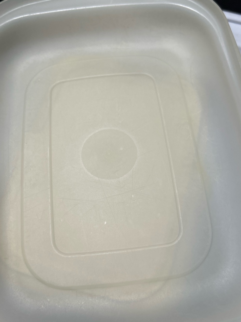 Tupperware Cream Food Storage Container with Lid - Picture 7 of 8